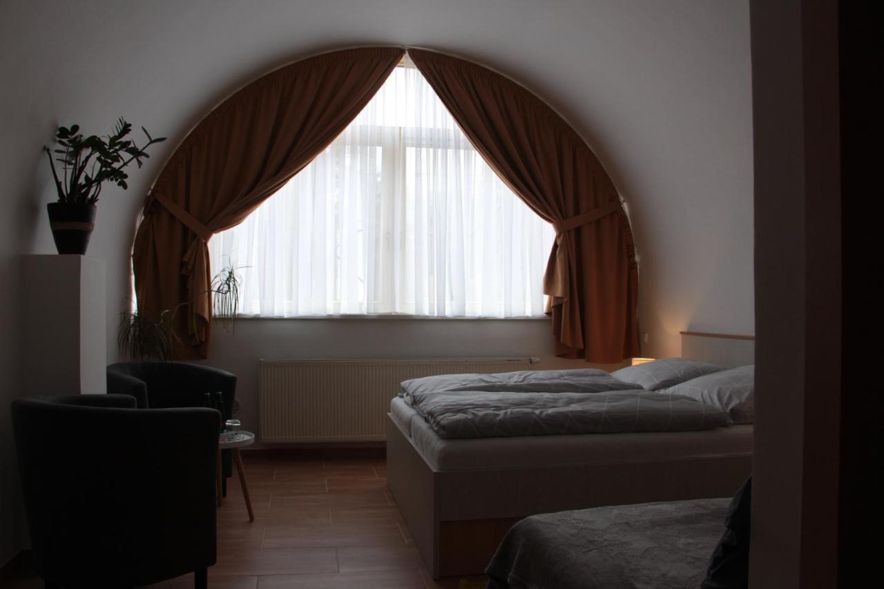 Penzion U Pidly Mariánské Lázně Extérieur photo